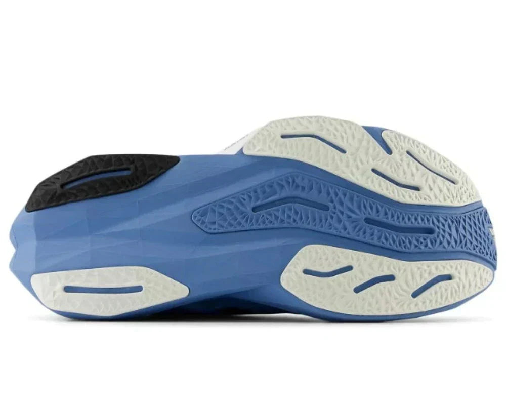 Tênis New Balance FuelCell Rebel V4 Azul/Branco