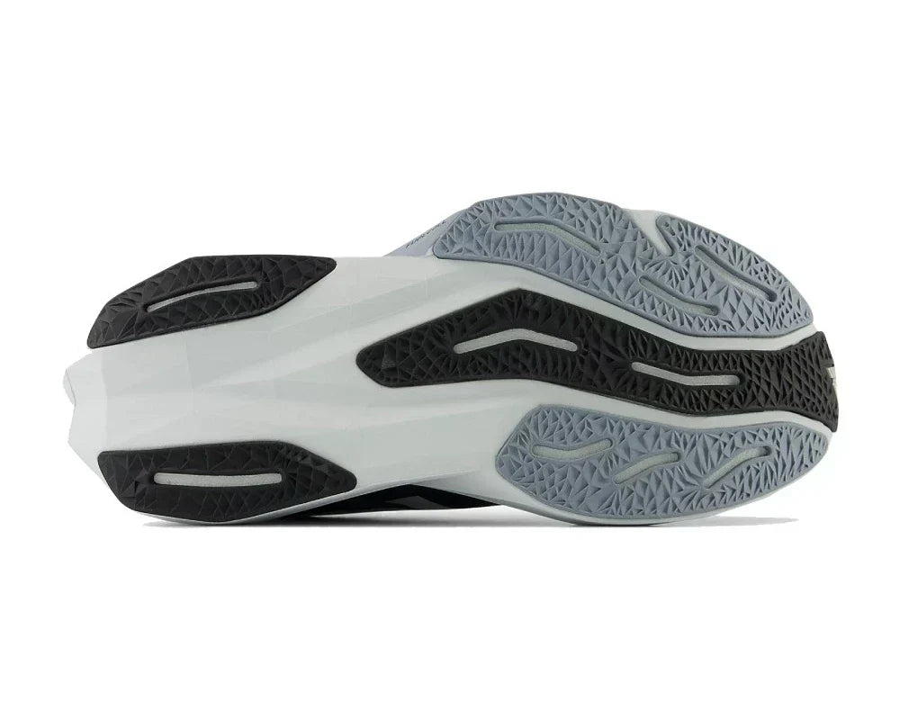 Tênis New Balance FuelCell Rebel v4 Masculino Preto Cinza