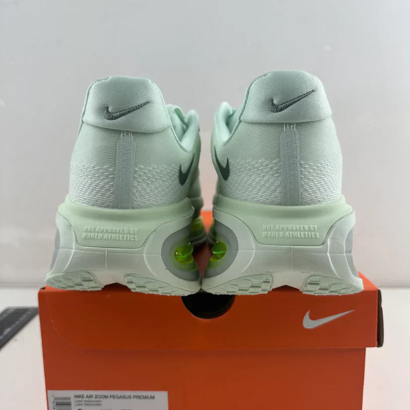 Nike Vomero Premium Barely Volt